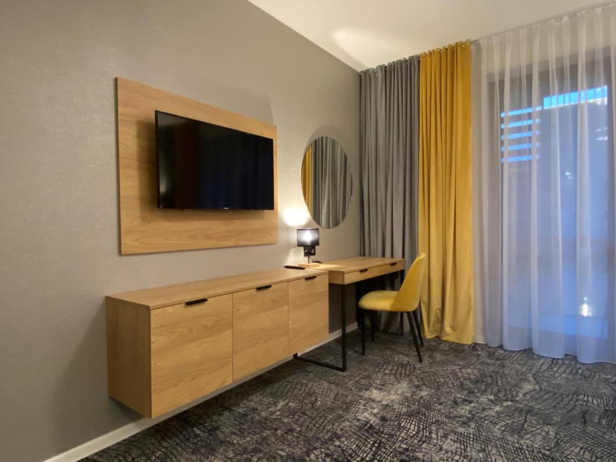 Apartment Friends Besenova - Free Swinning Pool מראה חיצוני תמונה