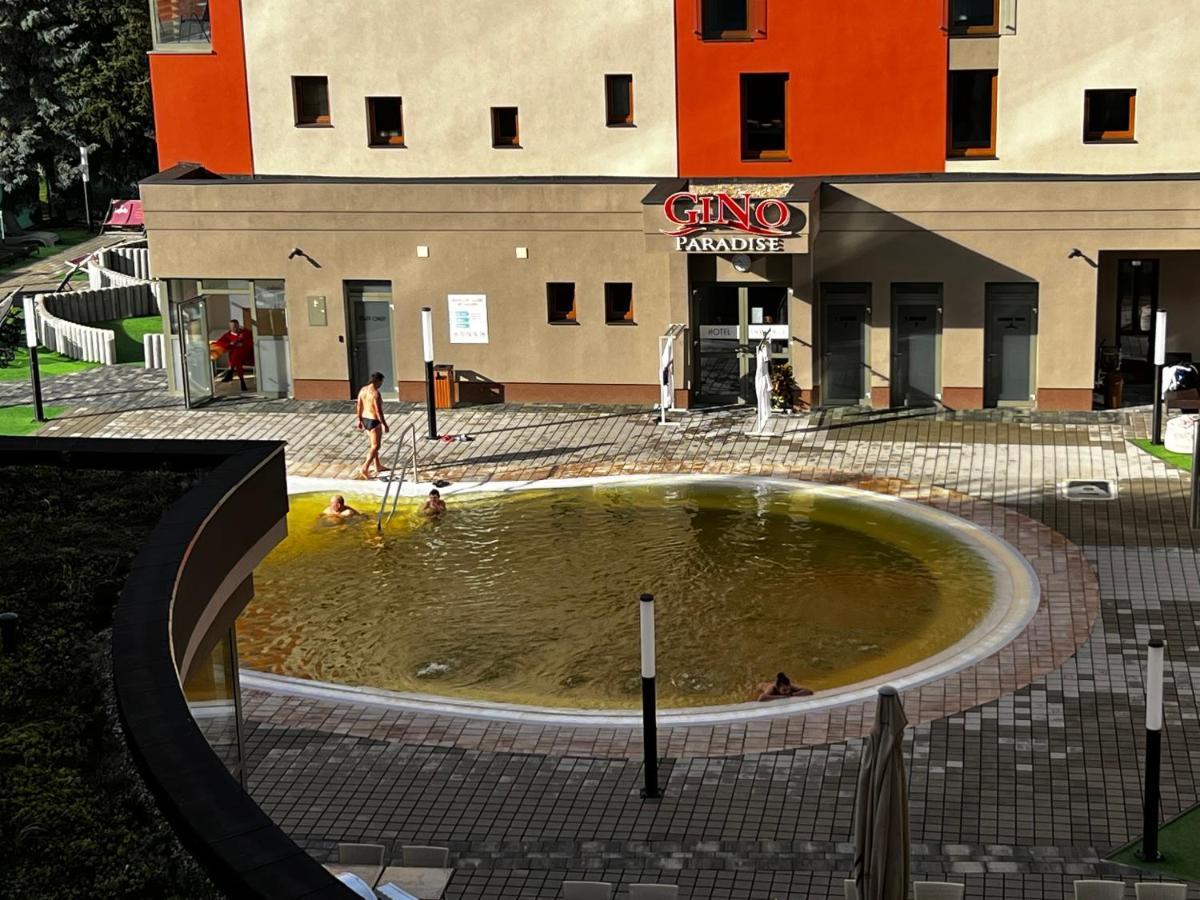 Apartment Friends Besenova - Free Swinning Pool מראה חיצוני תמונה